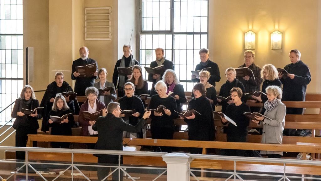 13.11.2022 Cappella Leone u. Viva Voce im Abschlussgottesdienst Goldener Herbst, Stadtkirche. Foto: Walter Erhardt
